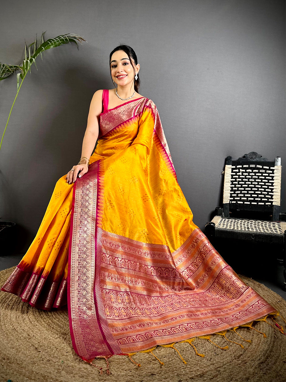 Yellow Bandhej Weave Kanchi Pattu Saree