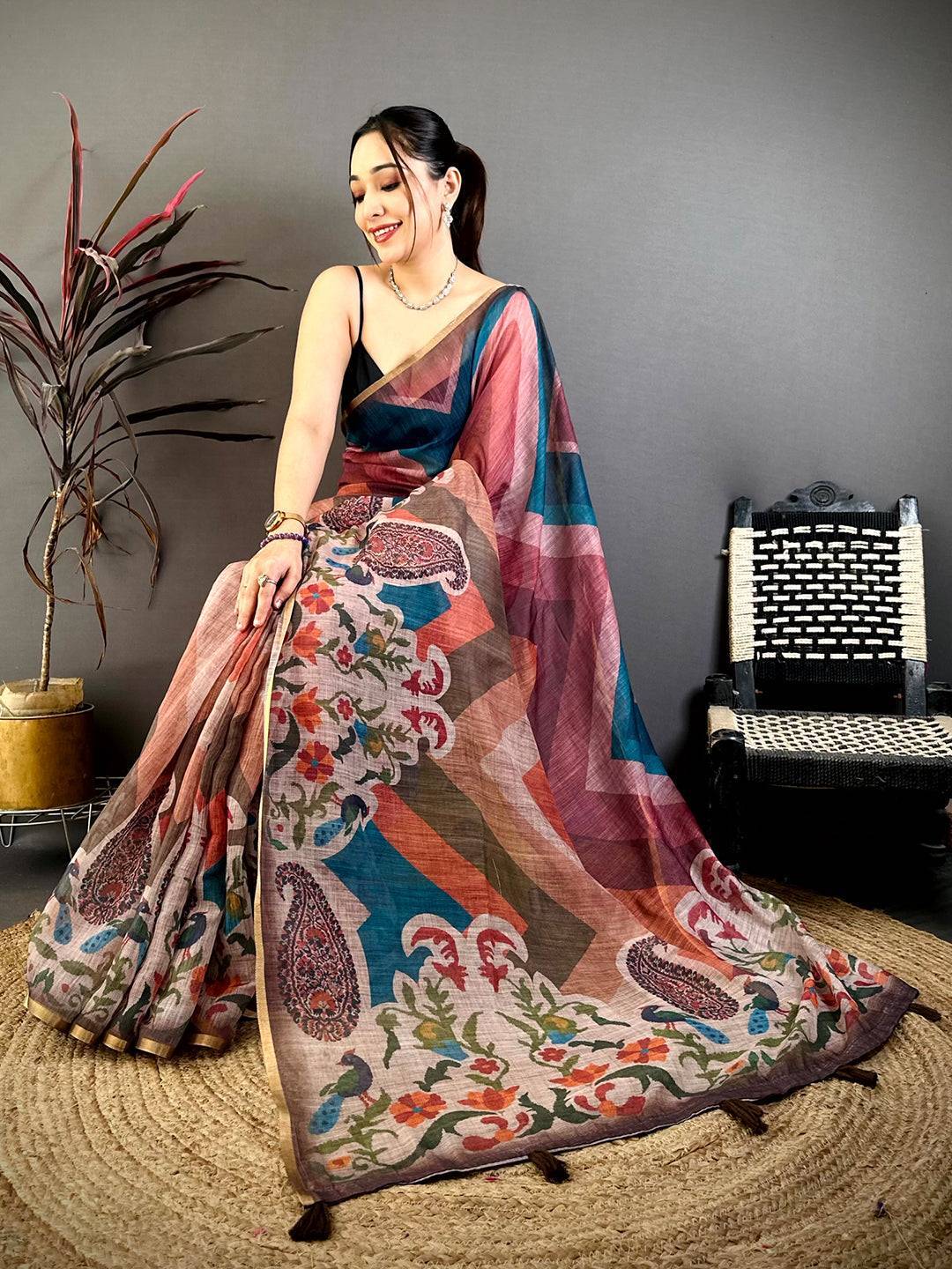Classic Linen Tissue Geometric Saree
