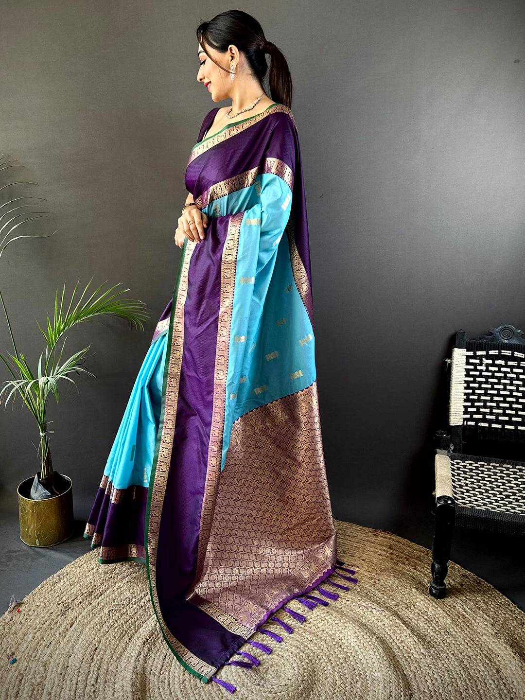 Ethereal Sky Gadhwal Soft Silk Saree