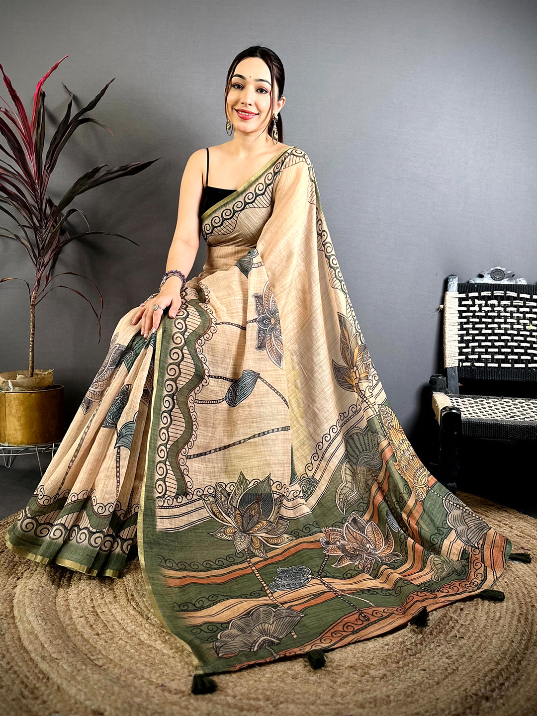 Elegant Freehand Kalamkari Linen Saree