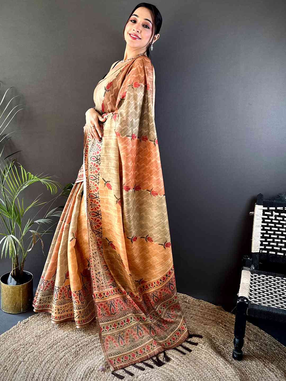 Beige Tissue Chanderi Geometric Floral Saree