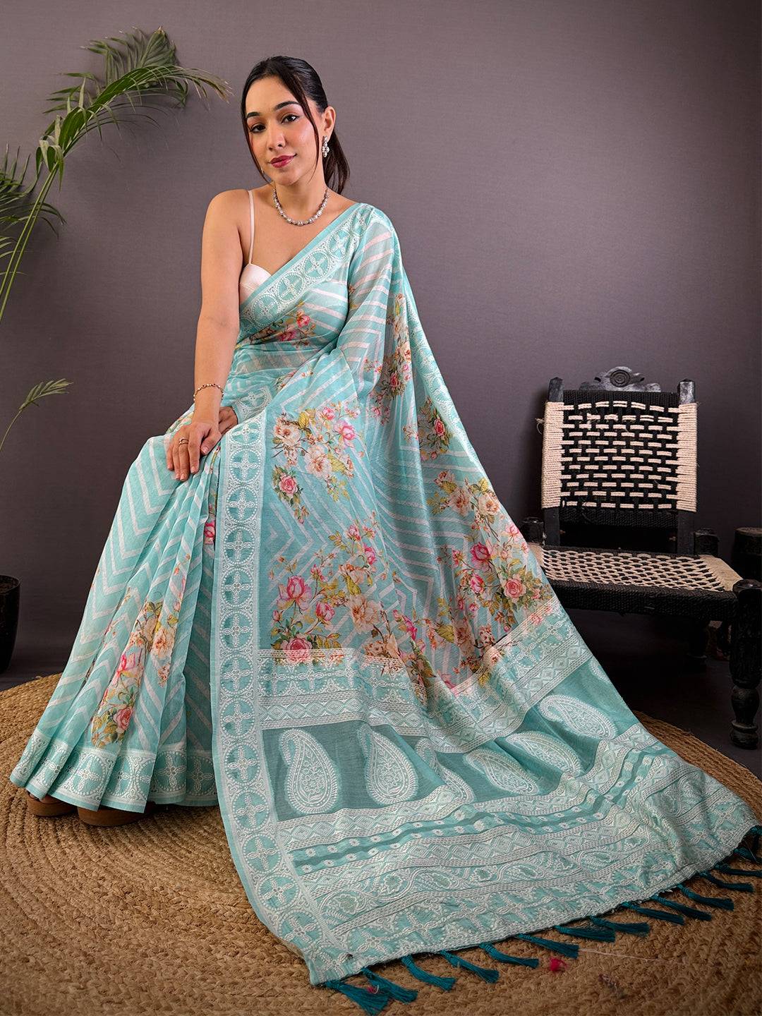 Turquoise Lakhnavi Linen Digital Print Saree