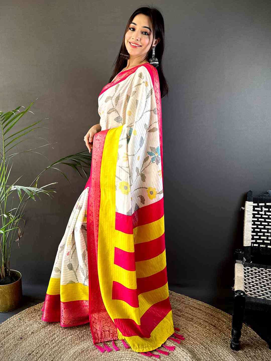 Pink Dola Silk Bird Print Saree