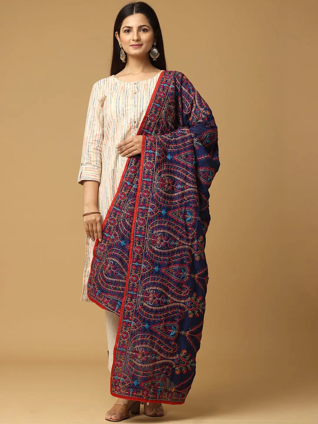 Front view of Poly Chiffon Pashmina Threadwork Dupatta