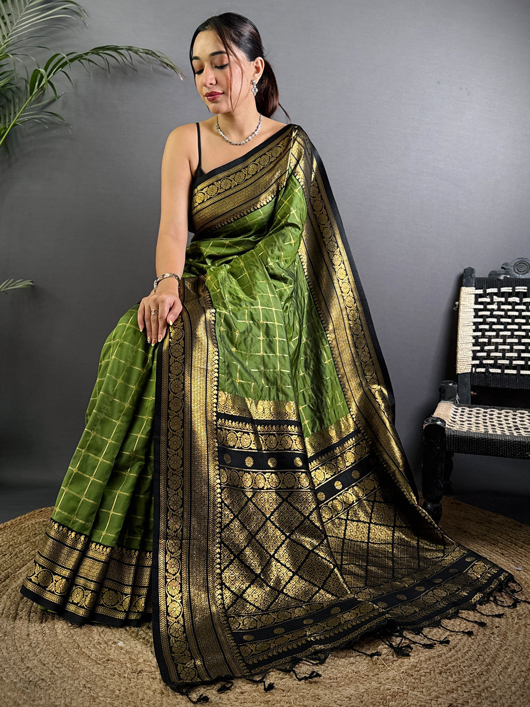 Green Self Chex Soft Silk Saree