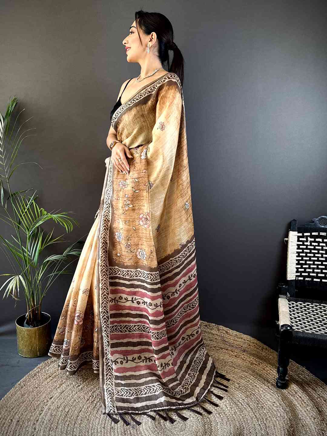 Beige Tissue Digital Print Saree