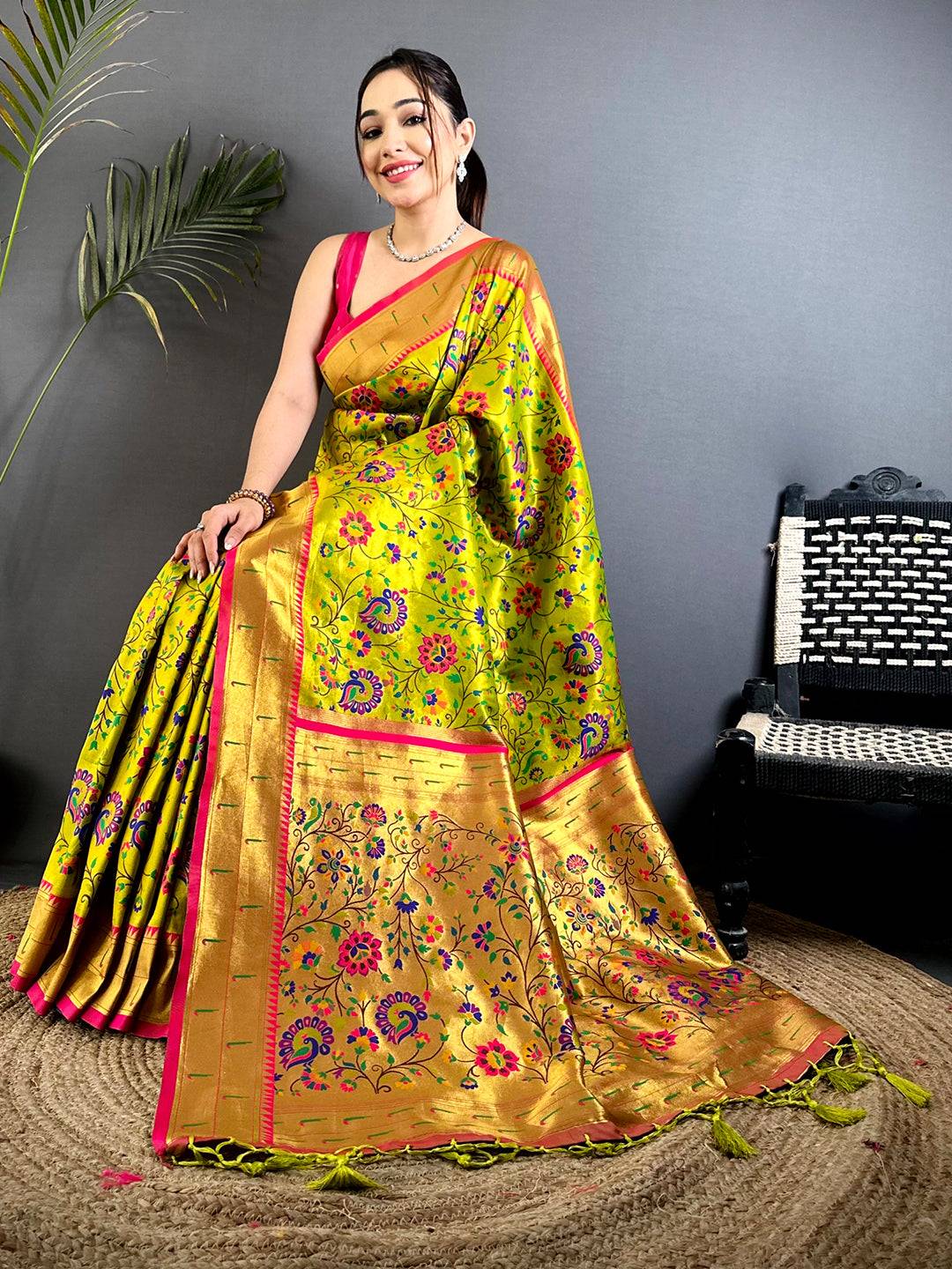 Green Minakari Weave Soft Paithani Saree
