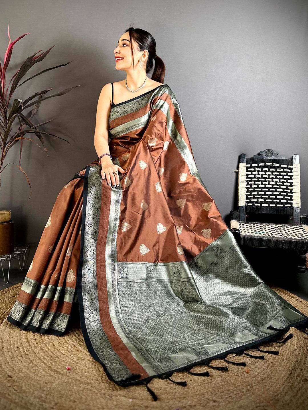 Coffee Brown Gadwal Pattu Saree