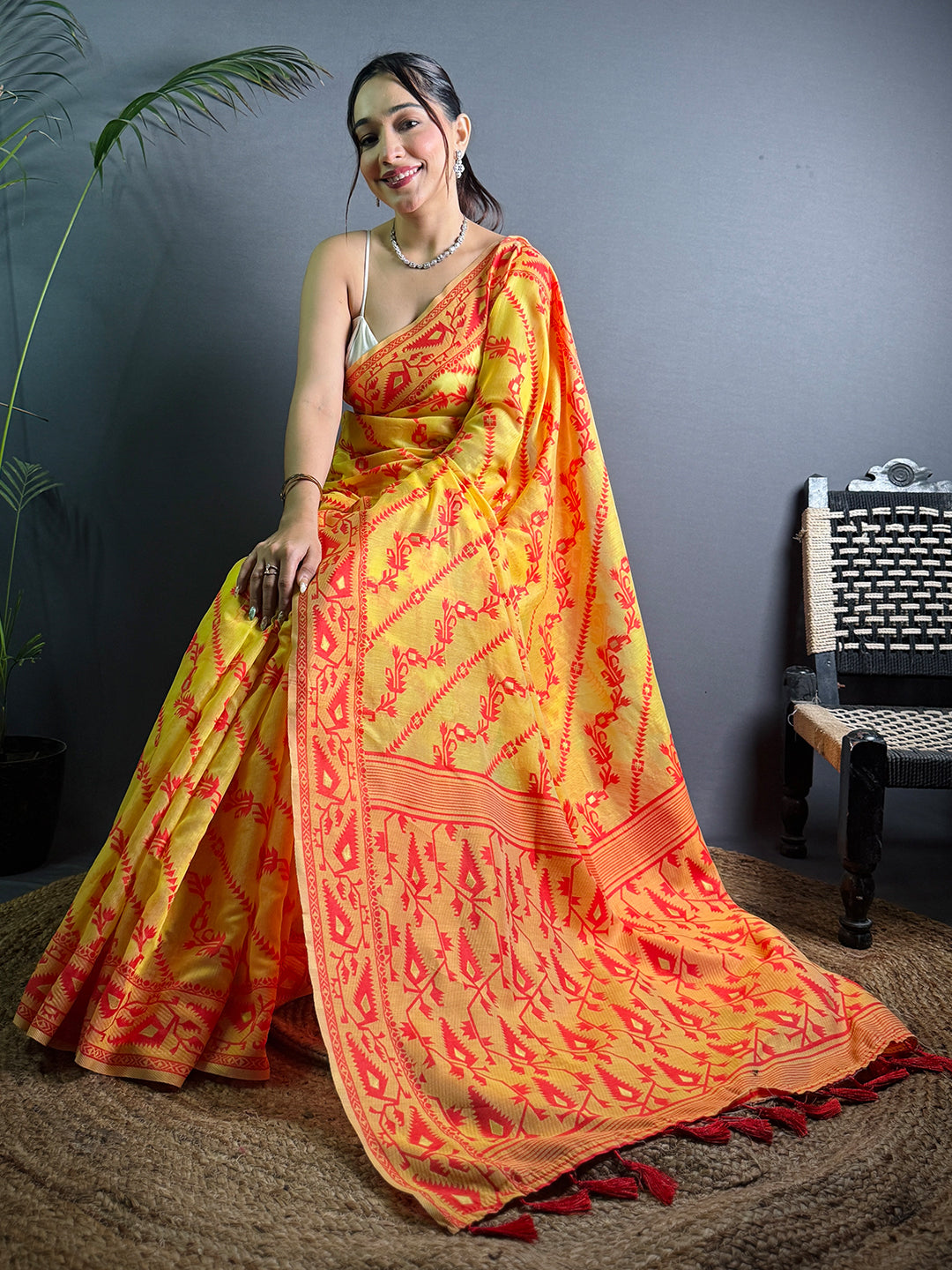Traditional Yellow Dhakai Jamdani Saree