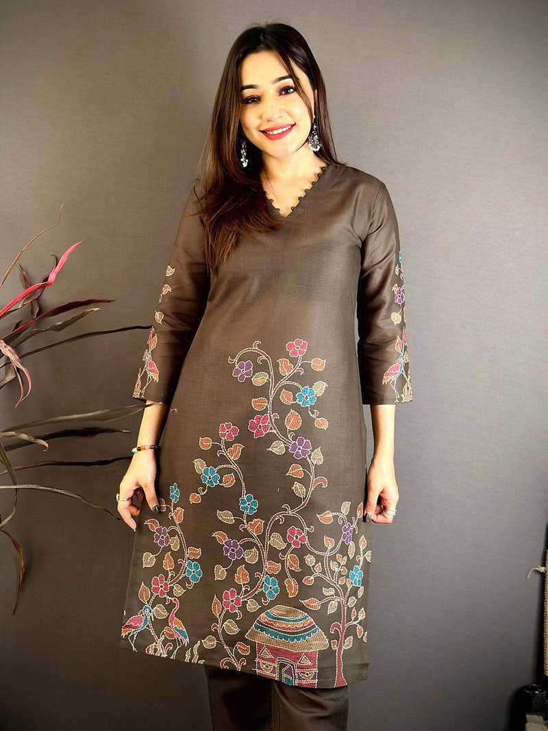 Mul Cotton Kantha Work V Neck Kurti