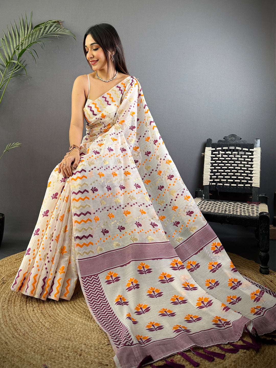 Cream Dhakai Jamdani Cotton Silk Saree