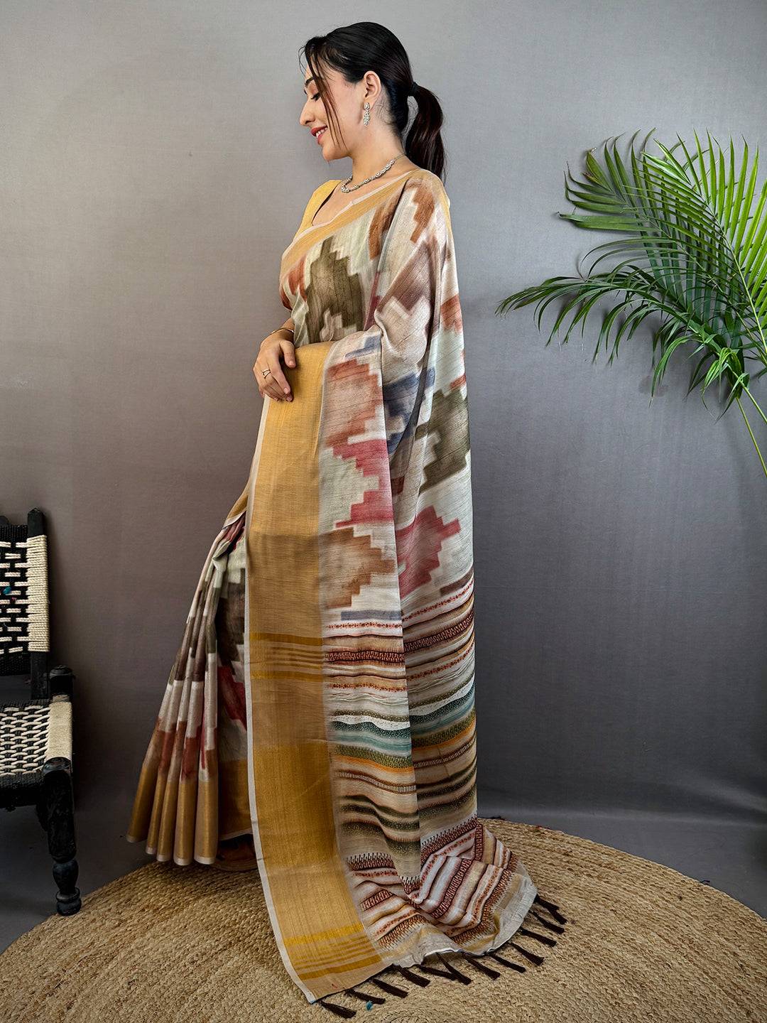 Ivory Geometric Kalamkari Linen Saree