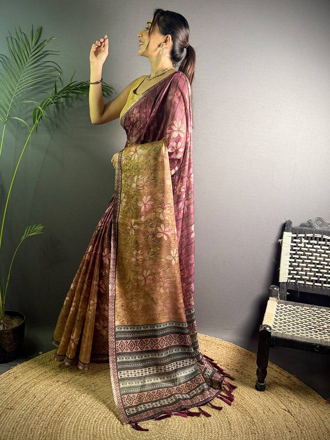 Maroon Linen Juth Digital Print Saree