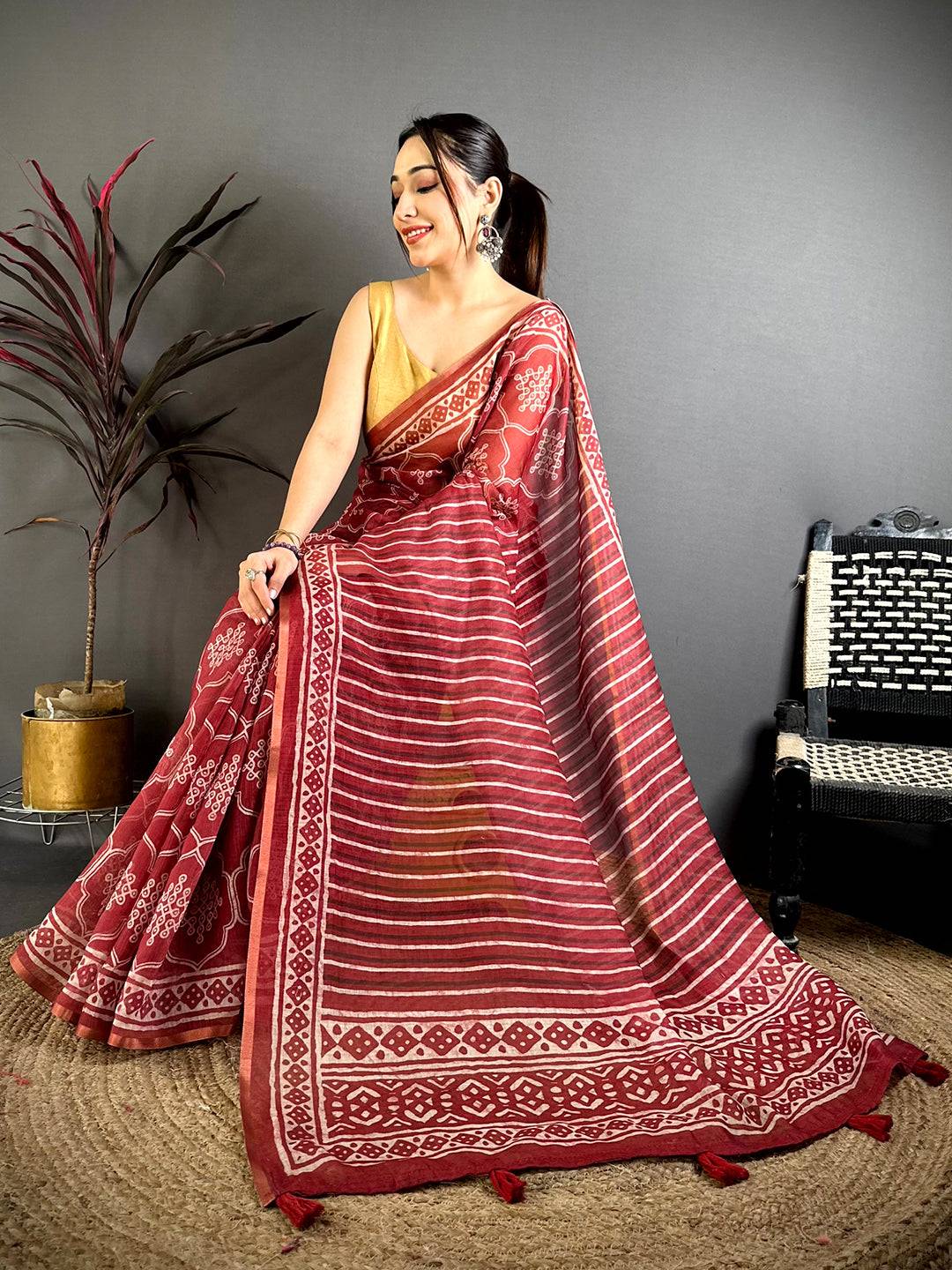 Opulent Stripe Linen Chanderi Saree