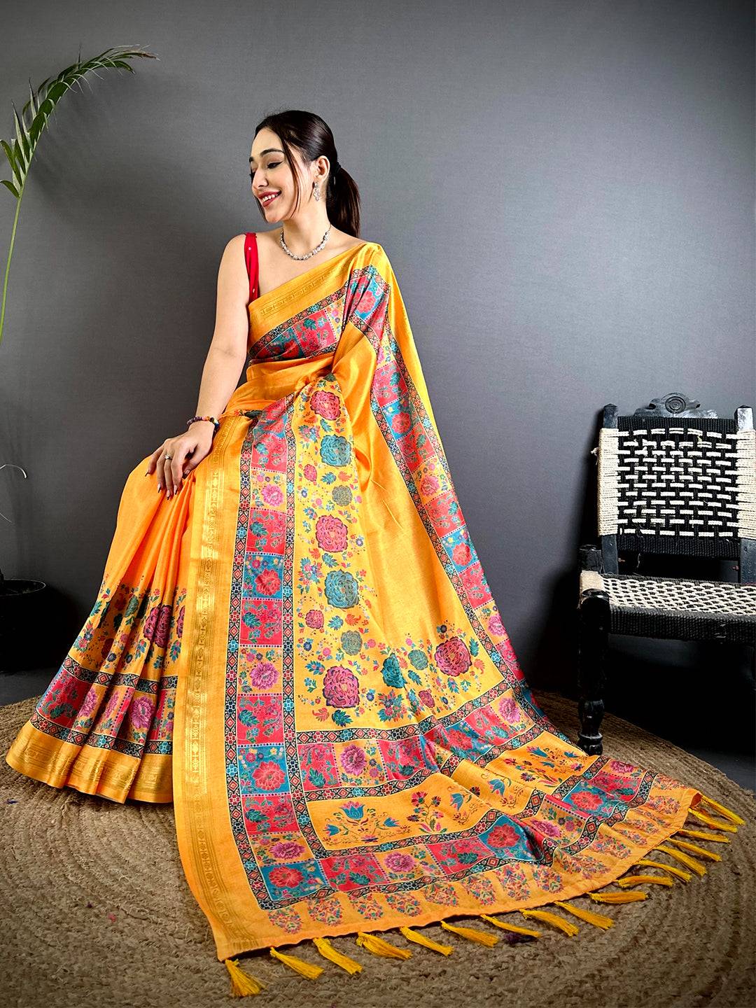 Graceful Kashmiri Print Soft Silk Saree