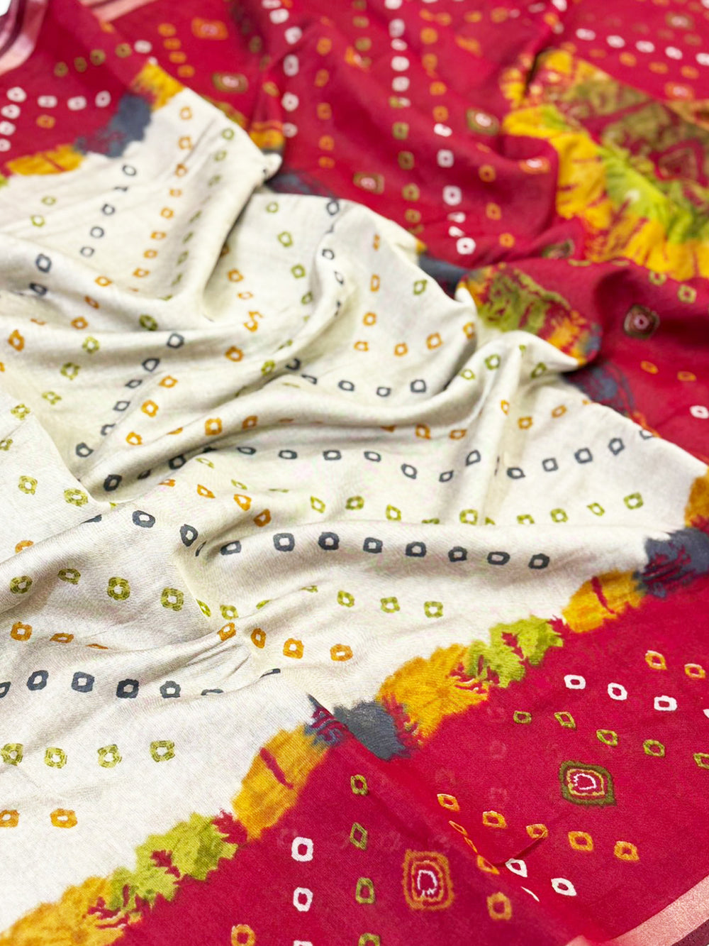 Red Mul Cotton Bandhej Print Saree