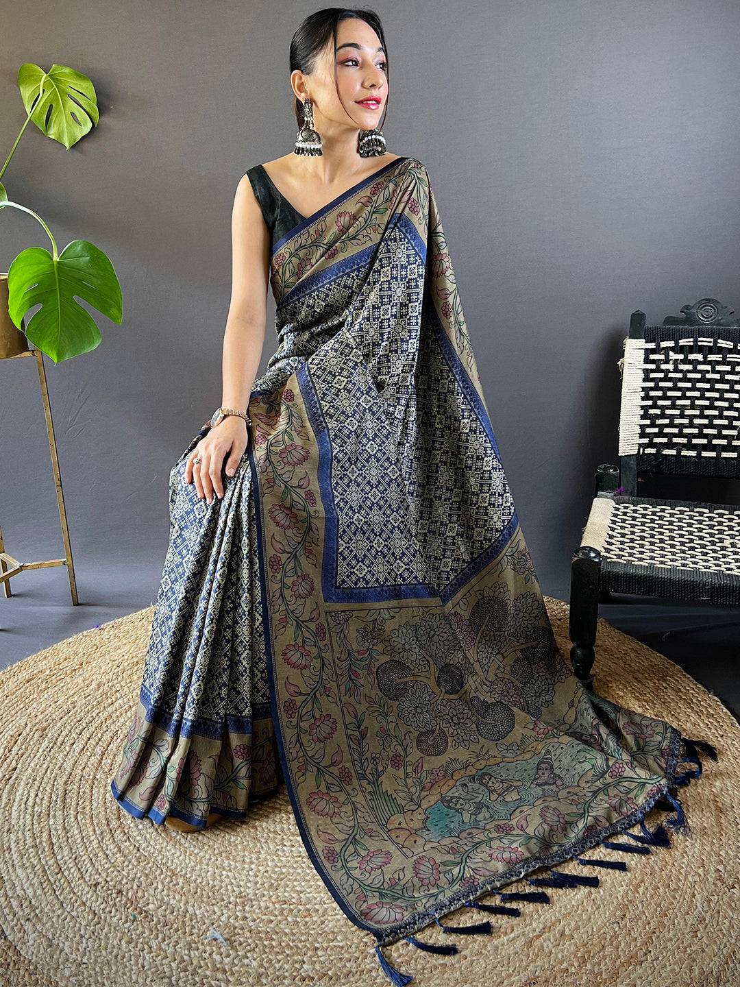 Navy Blue Patola And Kalamkari Fusion Saree