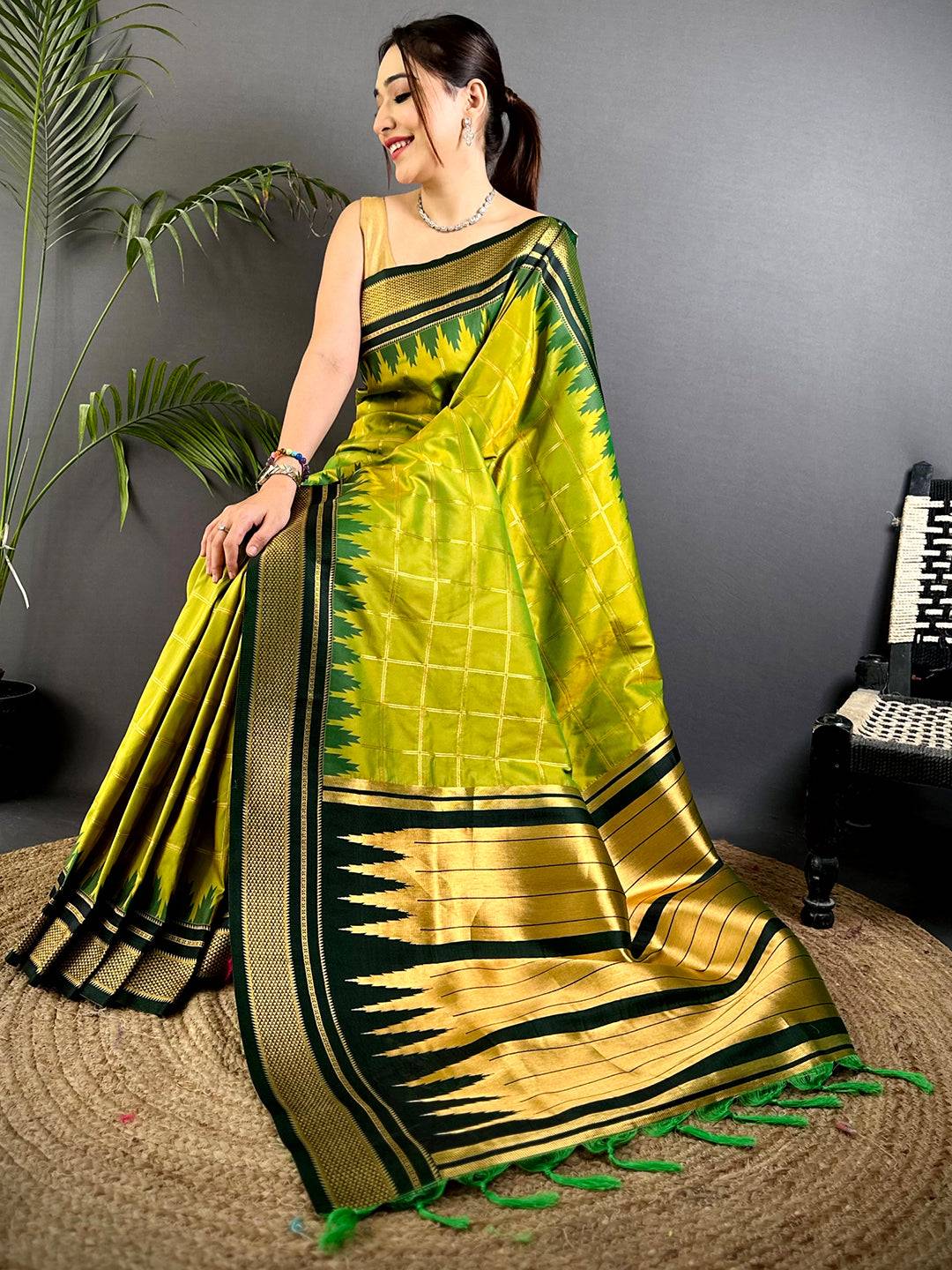 Majestic Dual Tone Gold Zari Saree