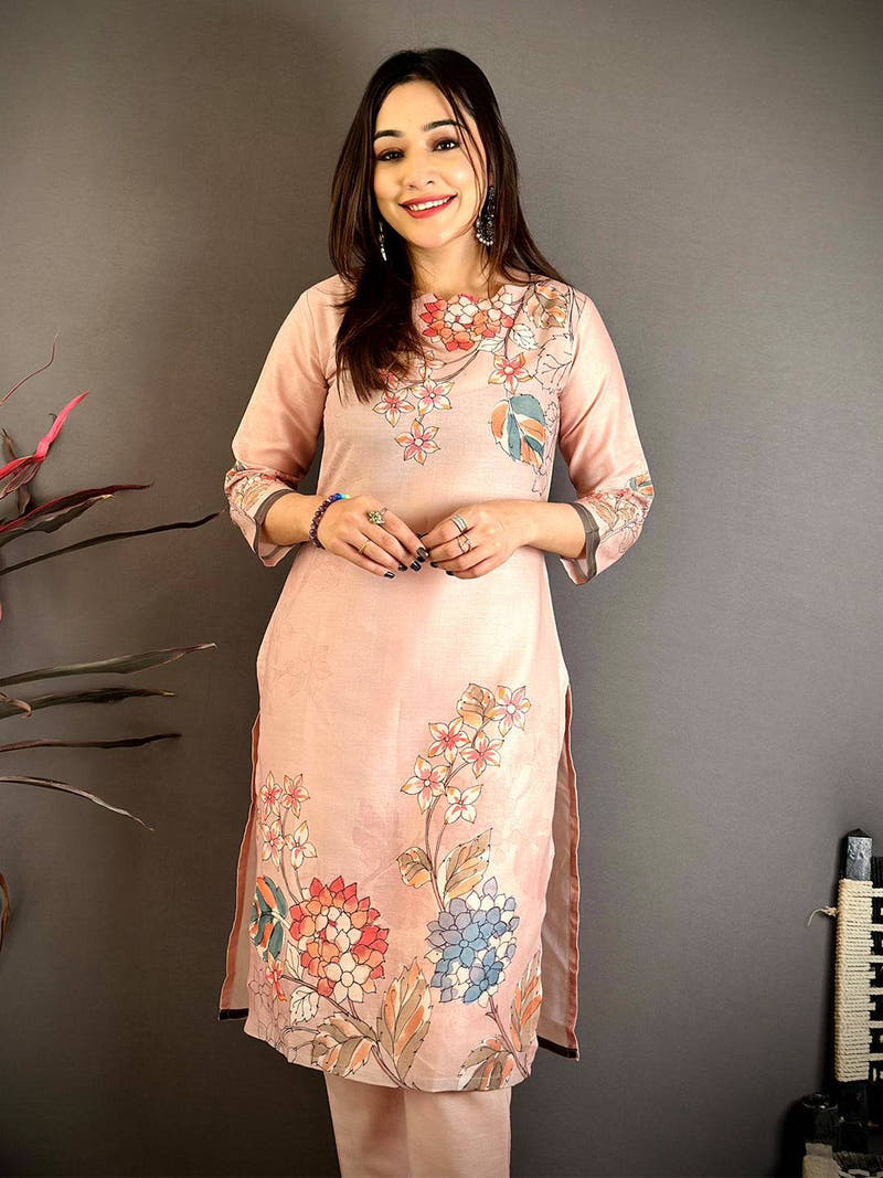 Elegant Kalamkari Scalup Neck Kurti