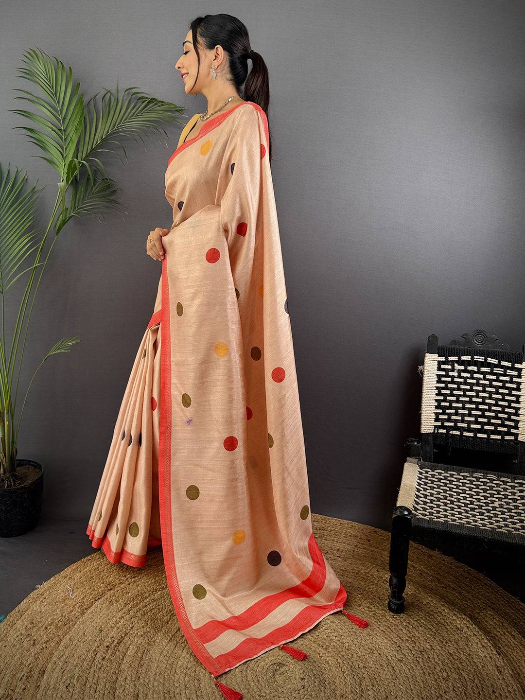 Cream Handloom Ghicha polka Dot Saree