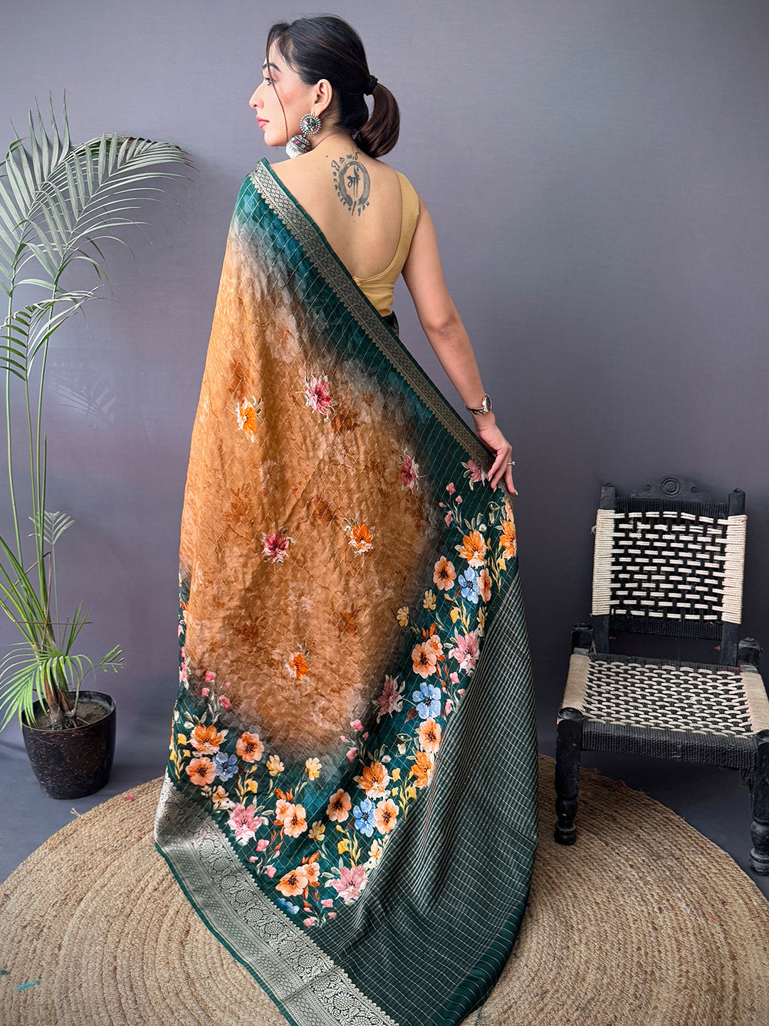 Elegant Floral Kalamkari Viscose Saree