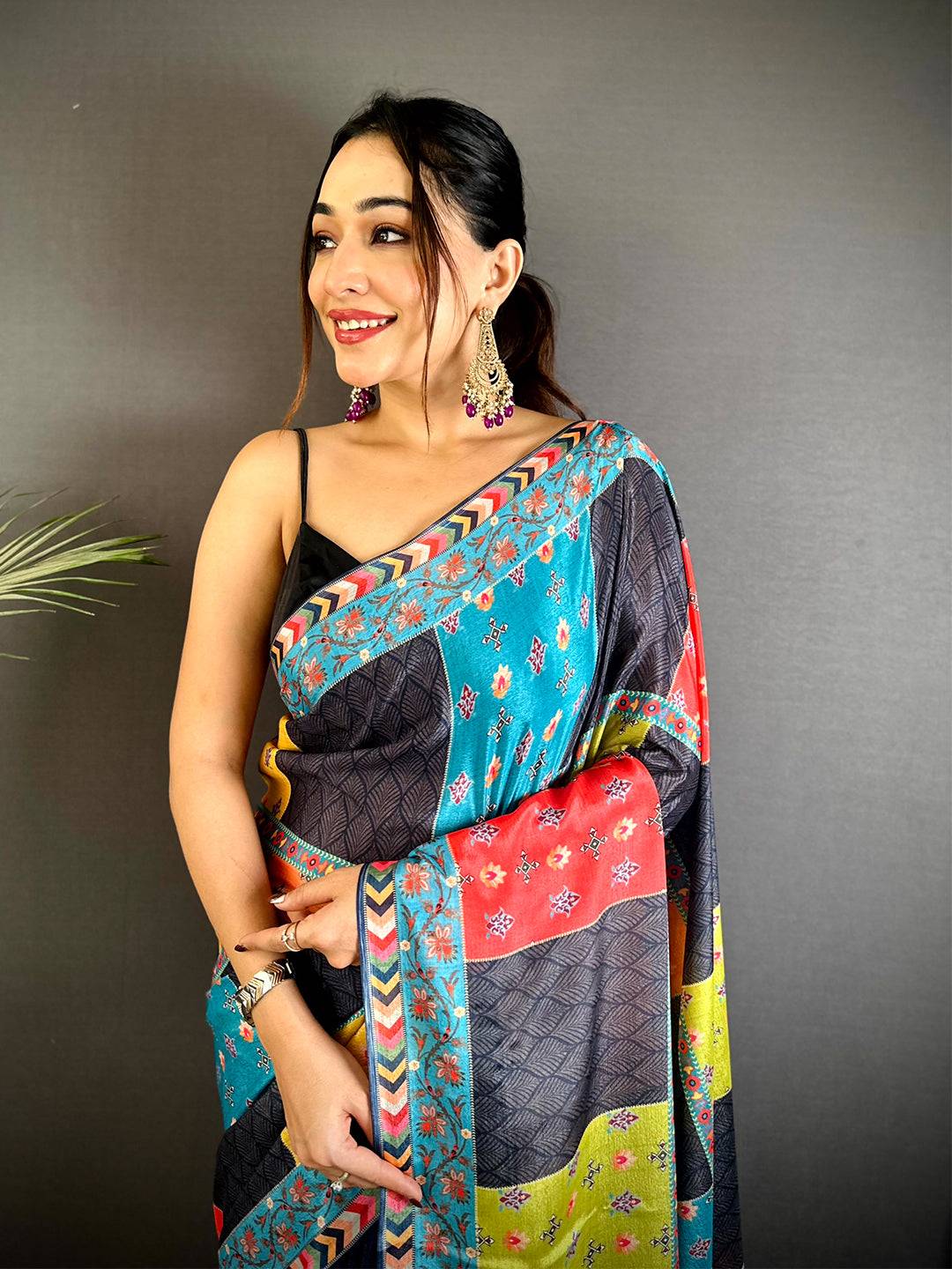 Graceful Soft Chinnon Chiffon Floral Saree
