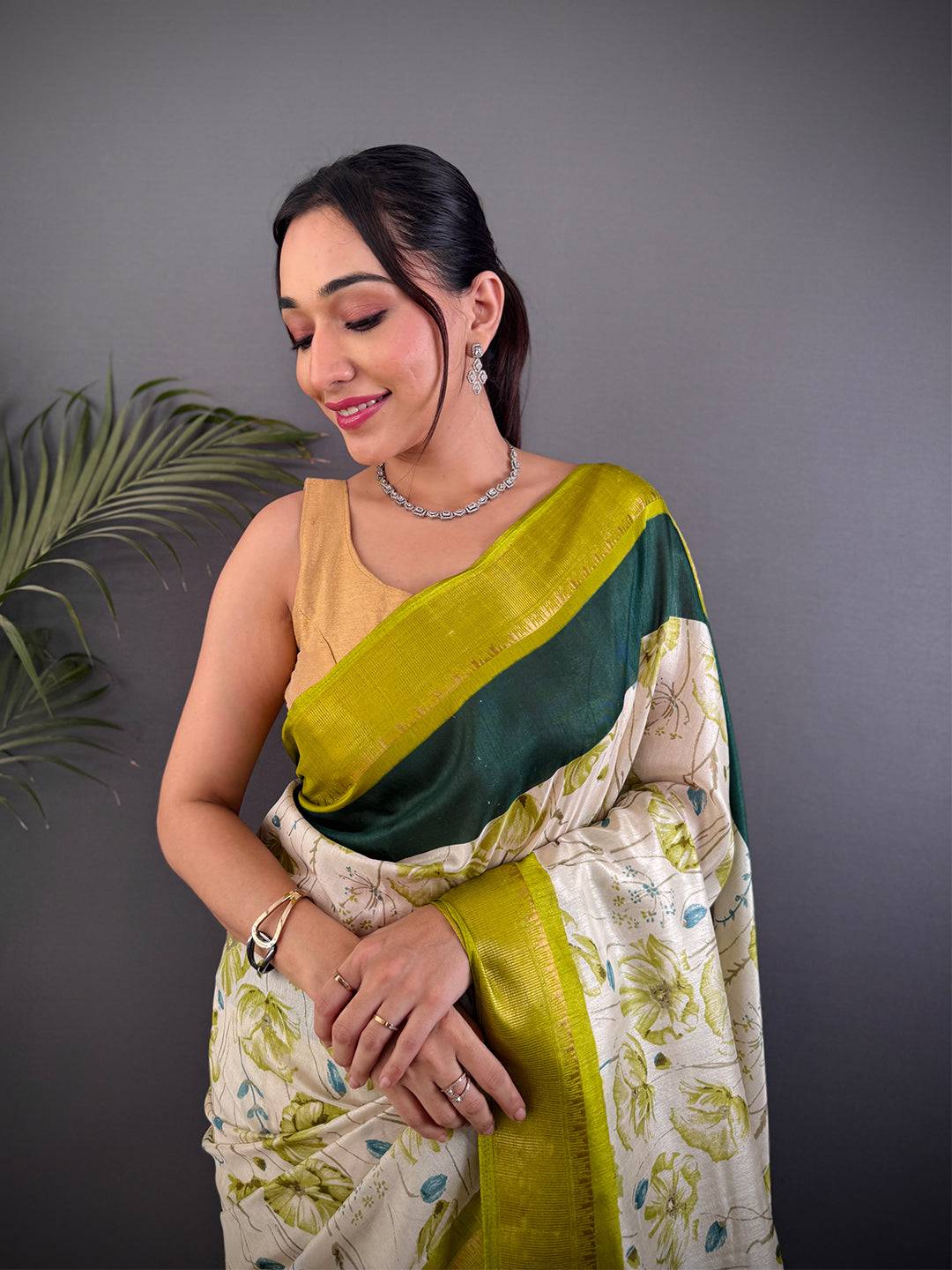 Olive Dola Silk Floral Print Saree