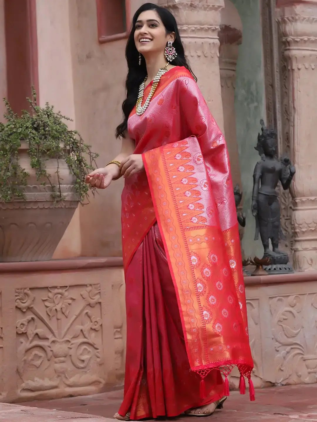 Stylish Kanjivaram Silk Saree With Zari Work