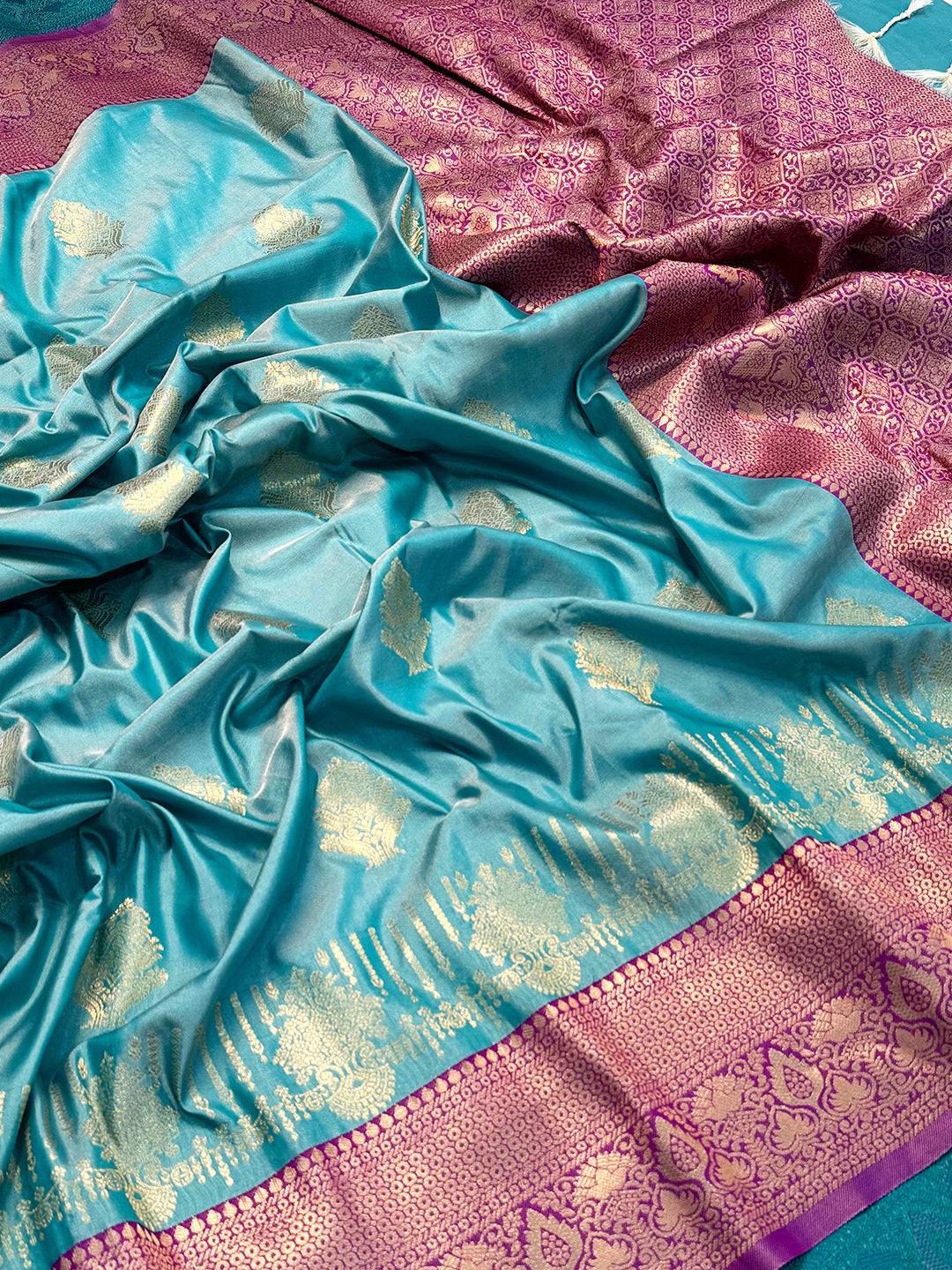 Soft Silk Bali Jewellery Zari Butta Saree