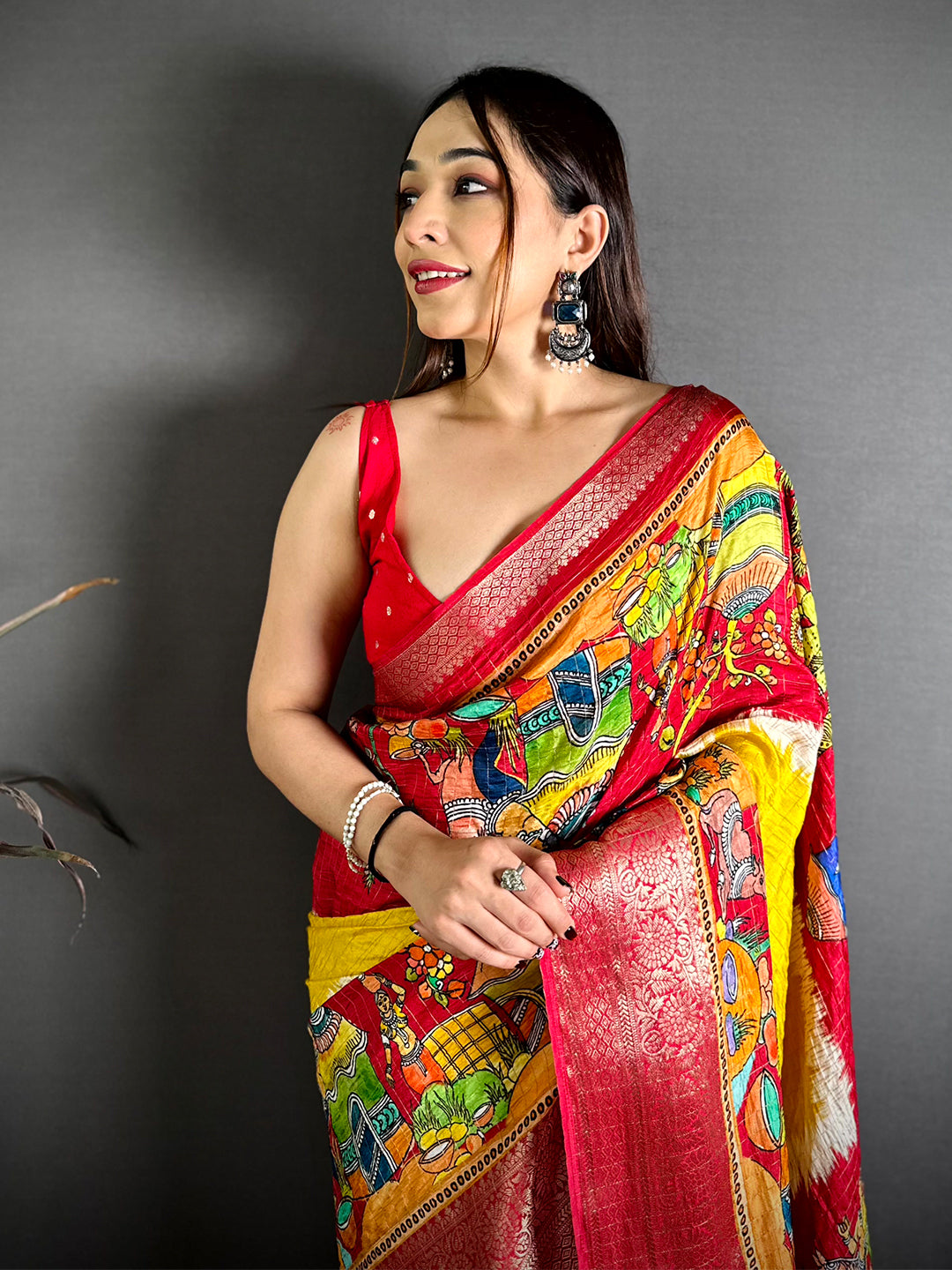 Stylish Pure Viscose Dola Check Saree