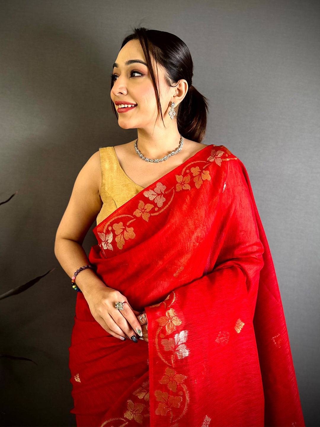 Red Sona Chandi Munga Saree