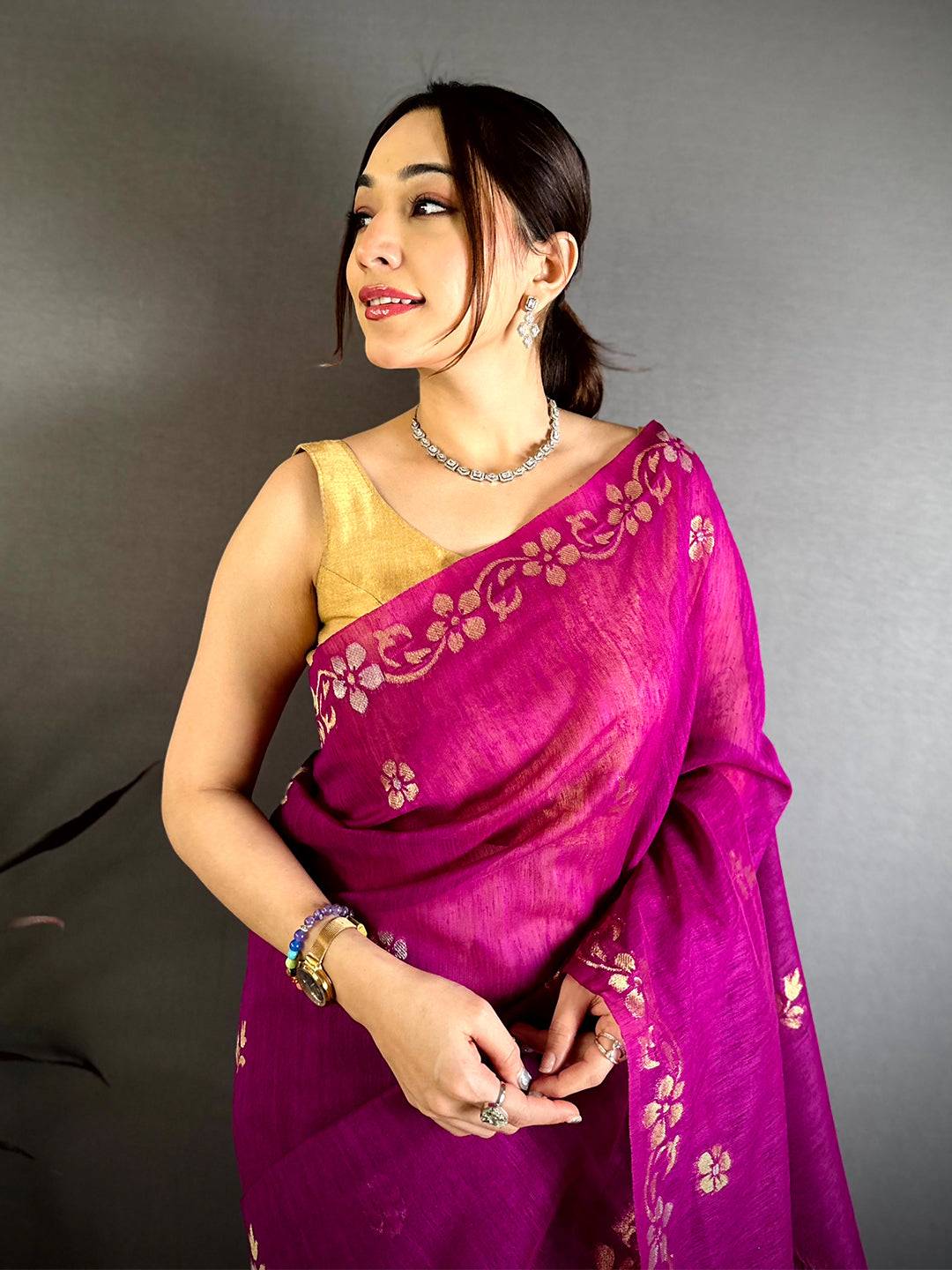Wine Sona Chandi Khadi Ghicha Saree
