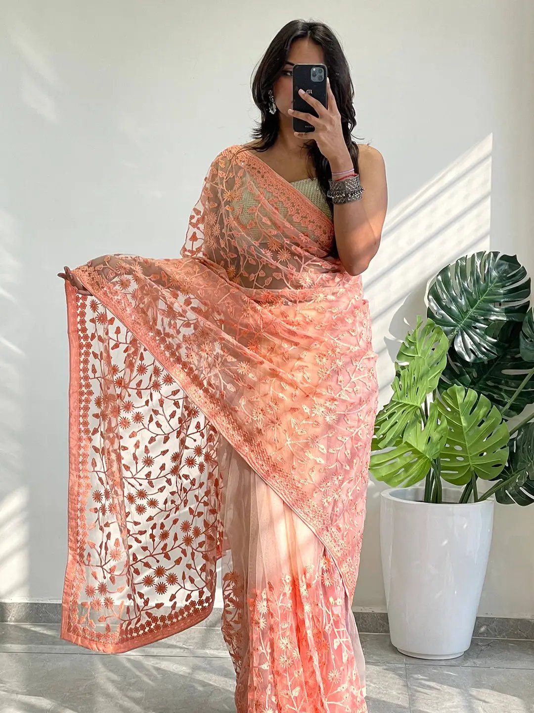 Elegant Saree Adorned with Ethnic Motifs