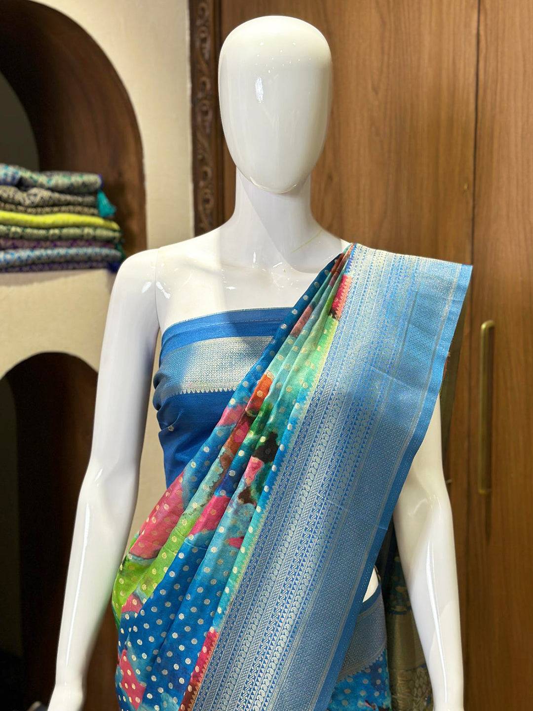 Dark Blue Banarasi Ombre Print Saree