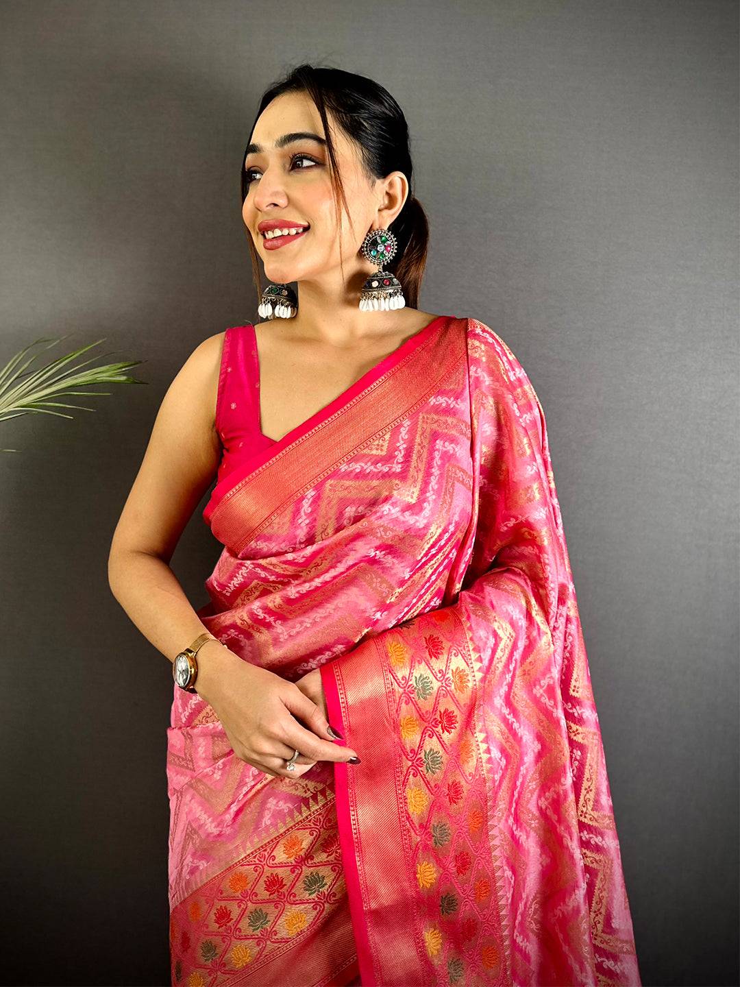 Baby Pink Banarasi Zic Zac Katan Silk Saree