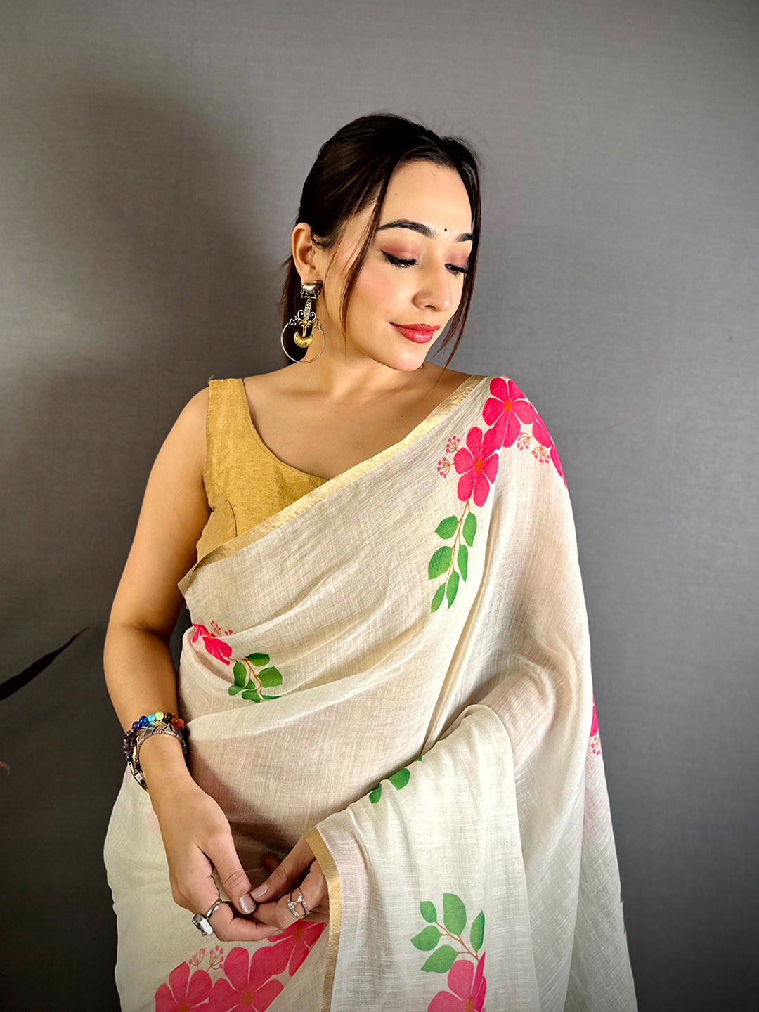 Angle Digital Print Linen Saree
