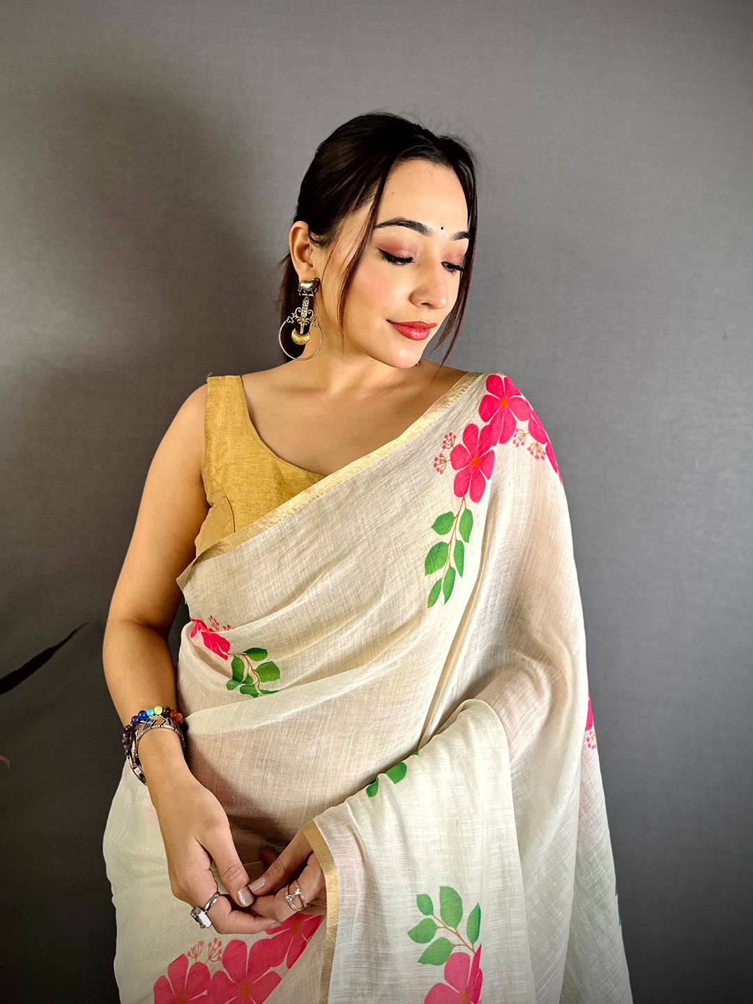 Angle Digital Print Linen Saree
