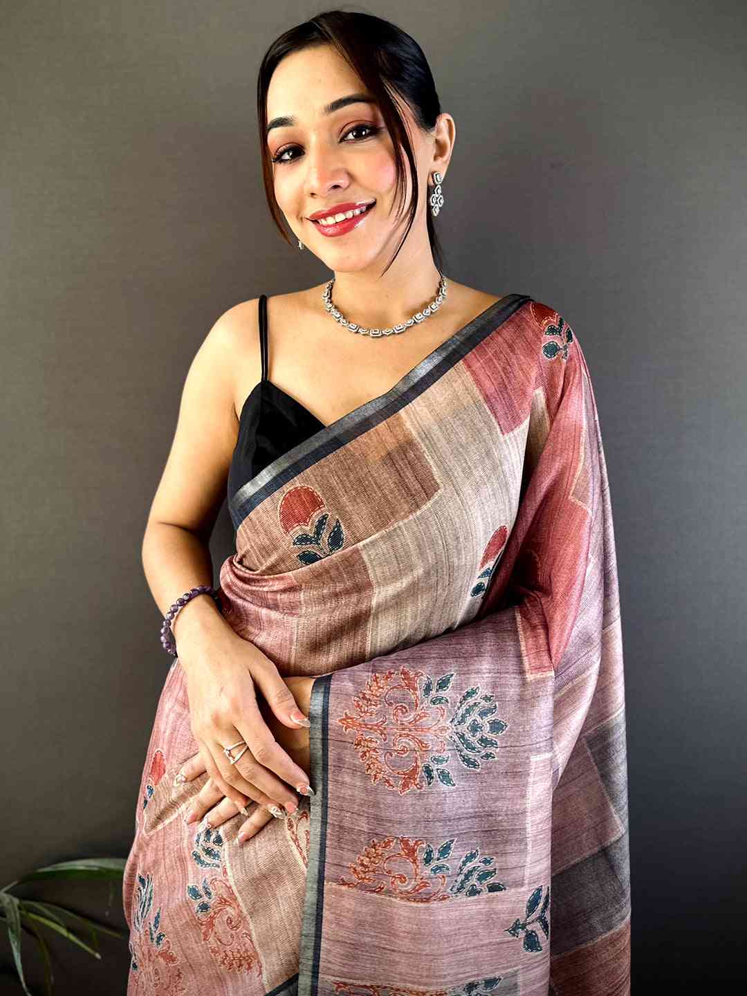 Dusty Rose Tissue Chanderi Geometric Floral Saree