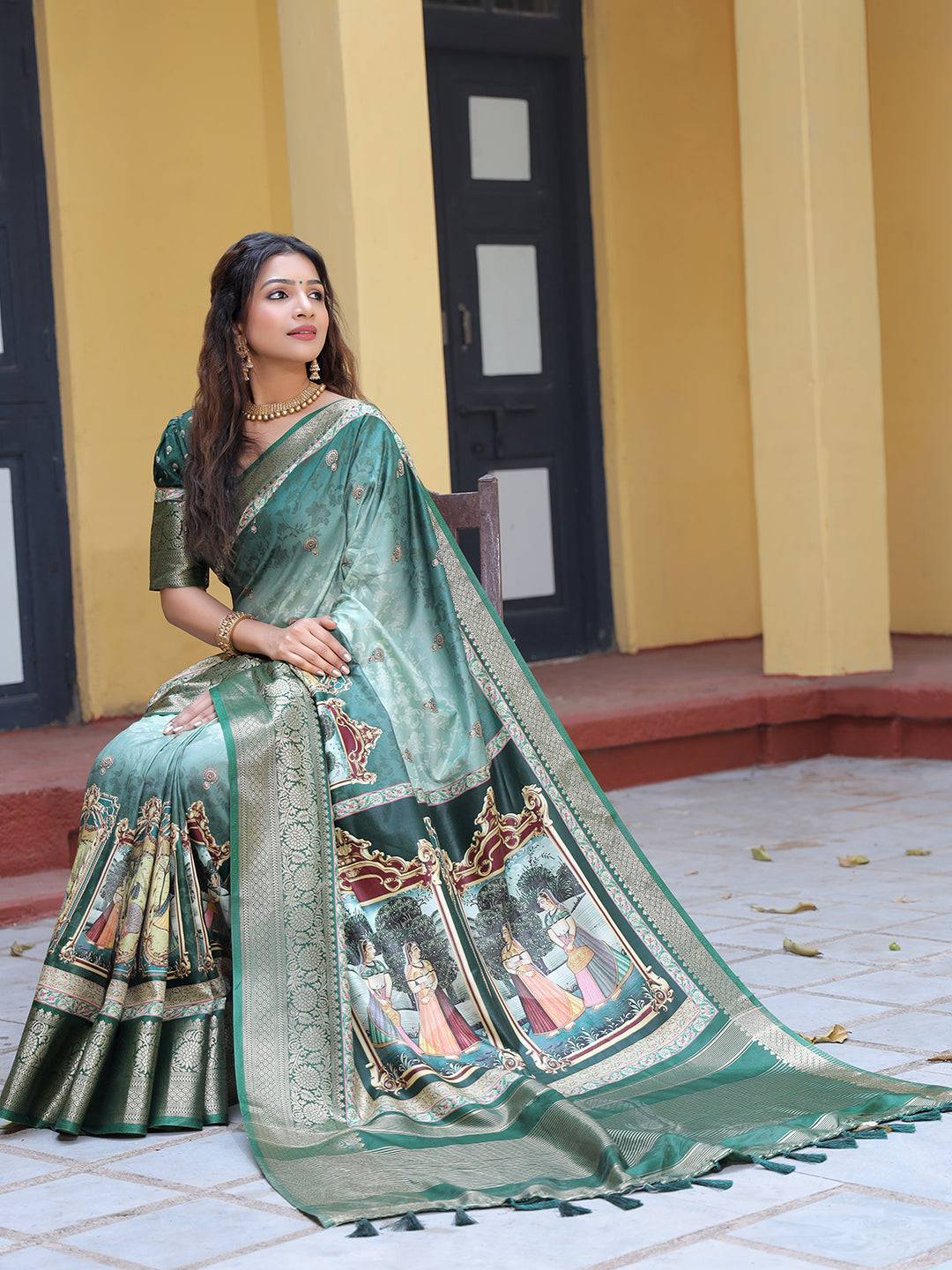 Green Colour Viscose Dola Silk Saree With Zari Weaving Pallu