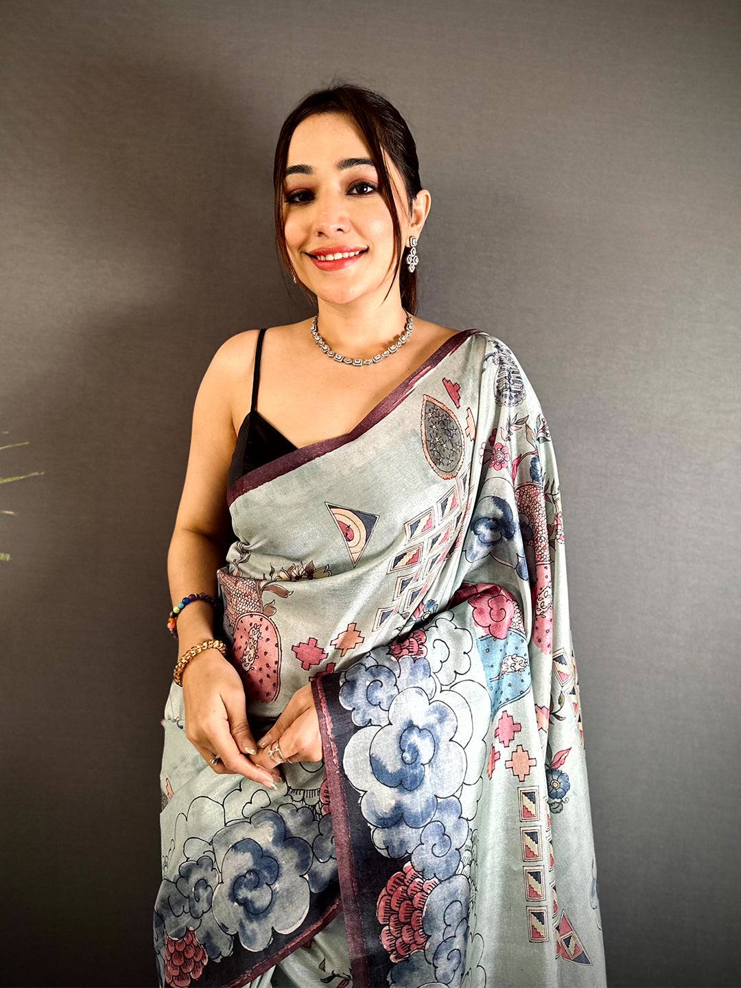Stylish Floral Kalamkari Tussar Saree