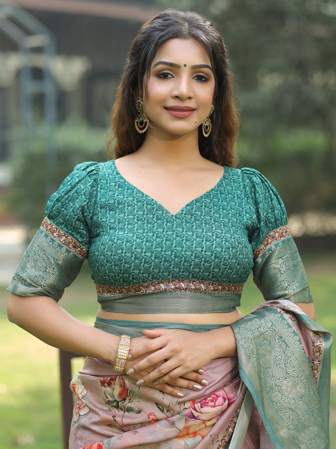 Light Pink Colour Phulkari Design Zari Weaving Pallu Saree