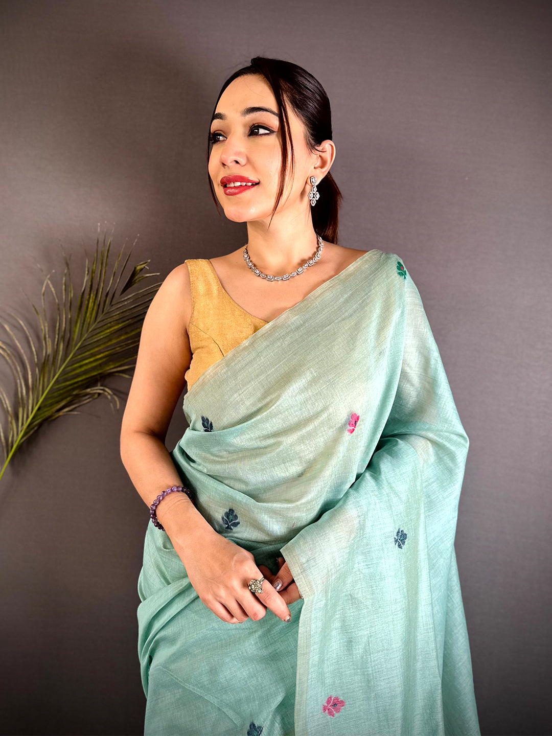 Sky Blue Jamdani Pallu Khadi Linen Saree