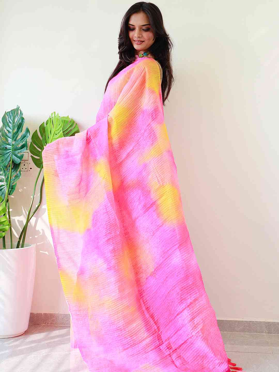Multy Colour Print Bollywood Design Crash Saree