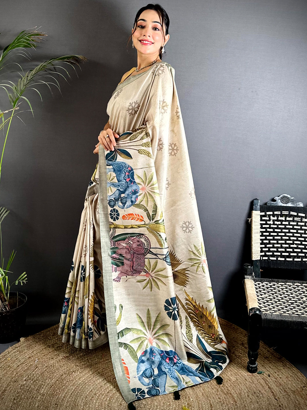 Beige Tussar Ghicha Pichwai Fusion Saree