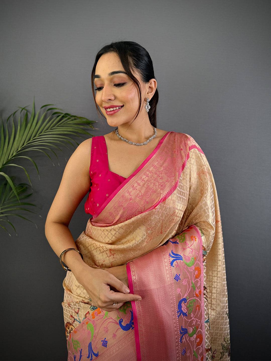 Artistic Kora Muslin Floral Kalamkari Saree