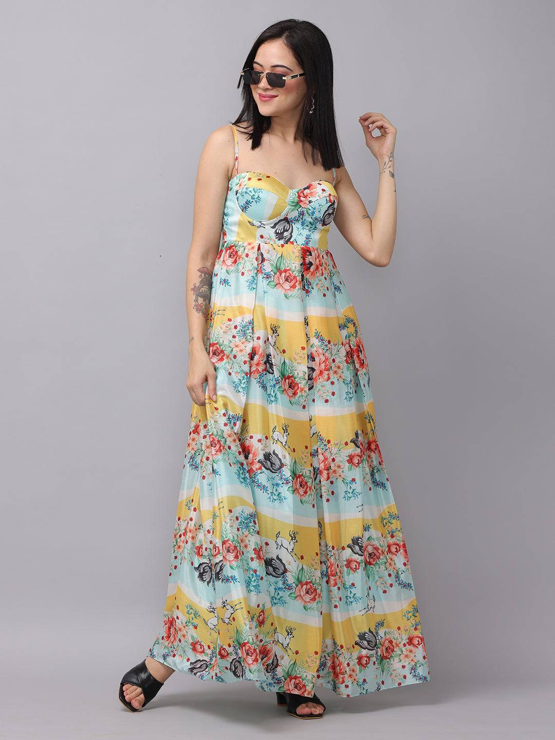Chiffon print sleeveless dress with floral design, side pose