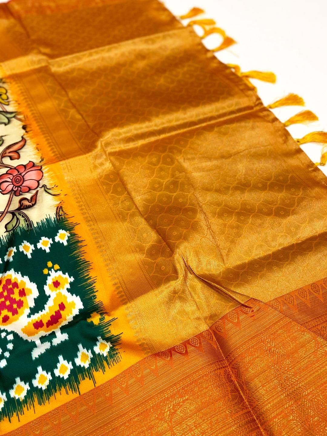 Pastel Cream Floral Banarasi Silk Saree