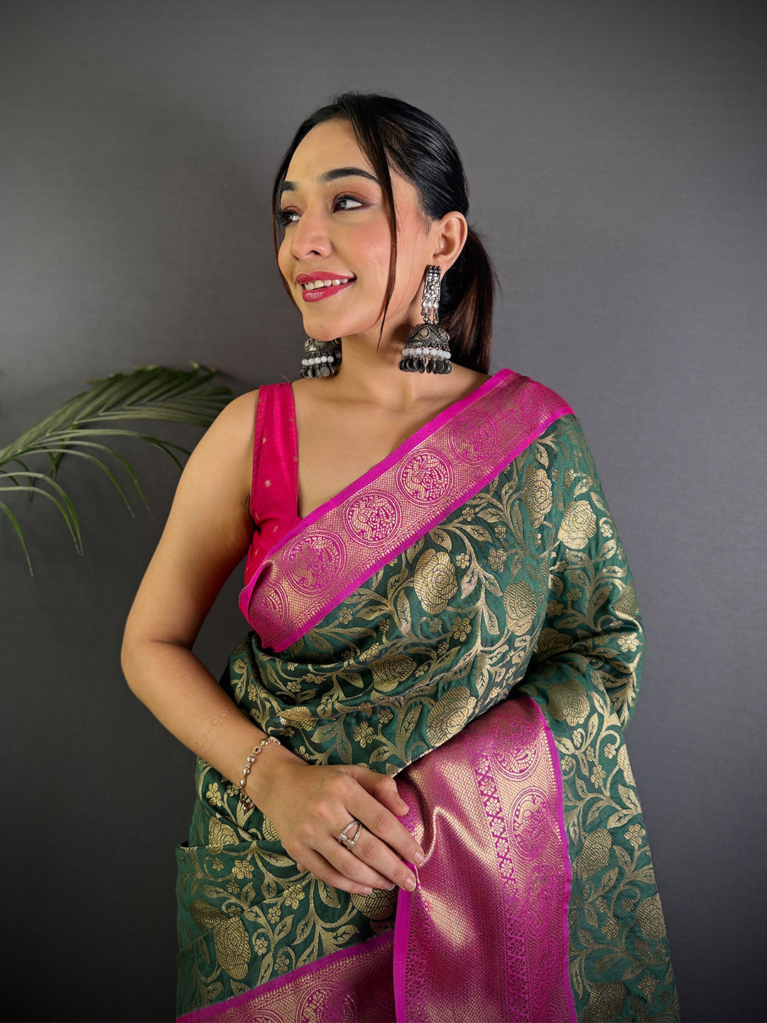 Green Floral Zari Banarasi Kanjivaram Silk Saree