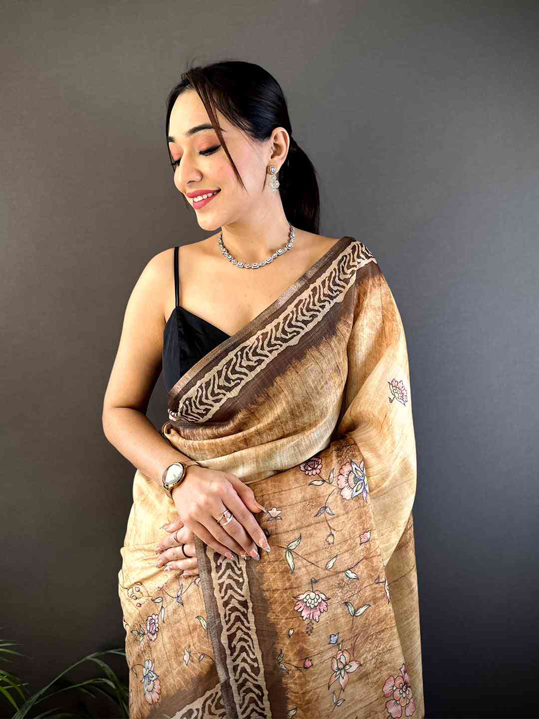 Beige Tissue Digital Print Saree