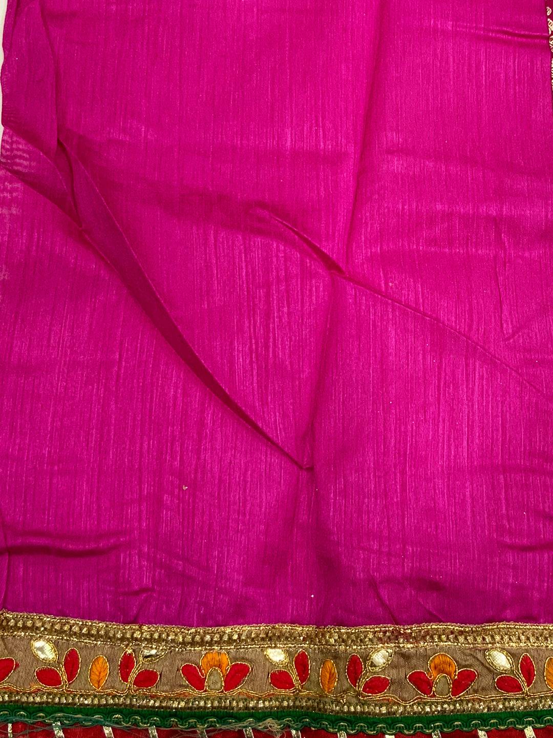 Glamorous Chiffon Foil Bandhani Saree